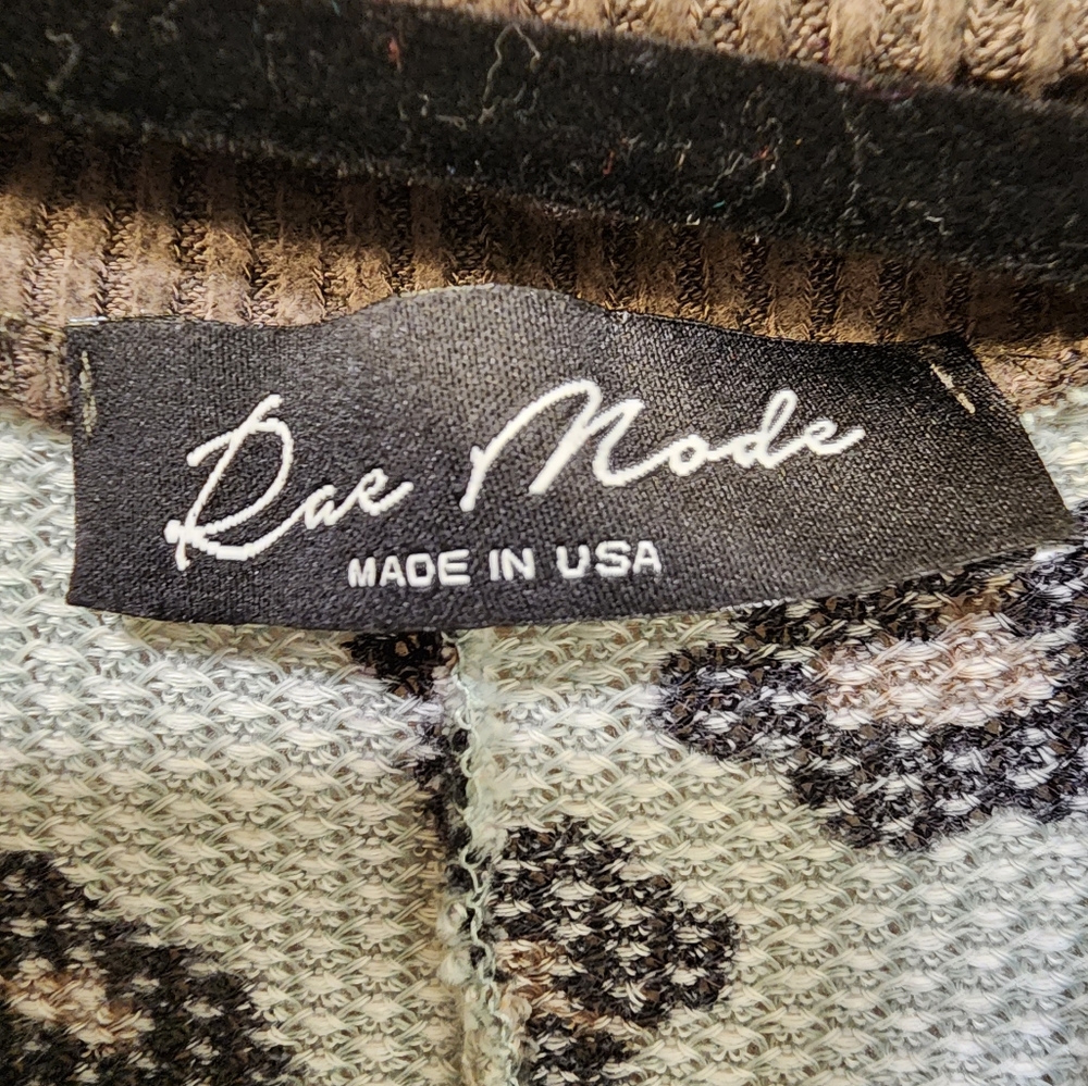 Leopard Cardigan - Picture 3 of 5
